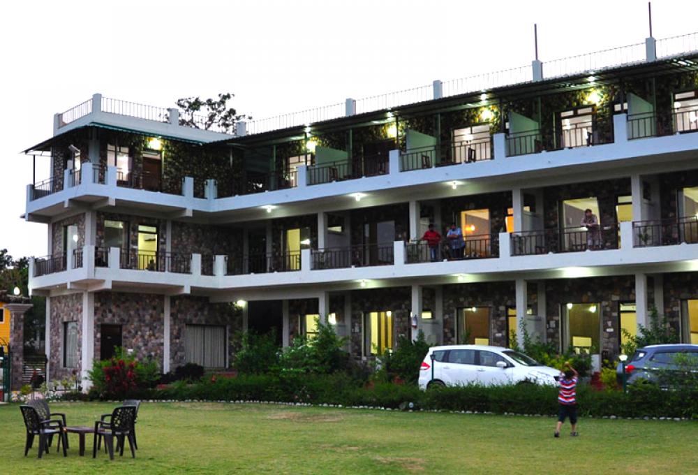 Jungle Treasure Resort River Side