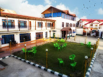 Hotel Luxury Inn