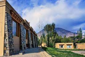 Shayok Guest House